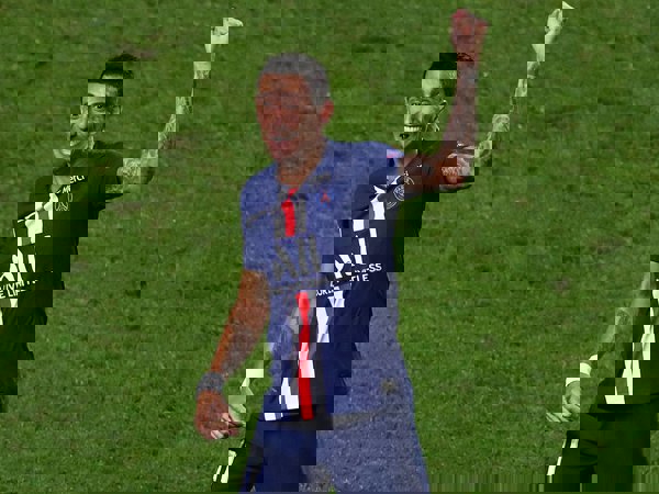 ستایش از ضربه آزاد دی‌ماریا: سانتری در کلاس جهانی!