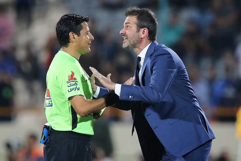 نظرسنجی: آیا با ممنوعیت ورود خارجیها به فوتبال ایران موافقید؟