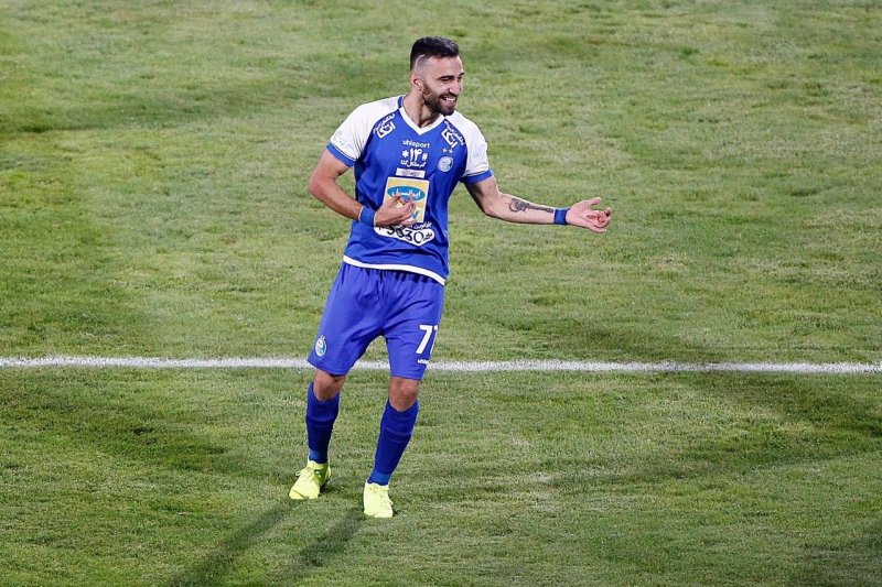 ارسلان مطهری: هیچ‌وقت نمی‌بخشم‌تان!