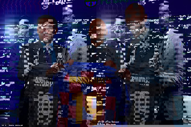 1522898