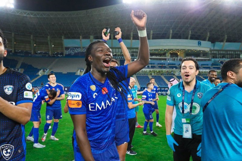 شب رقص و آواز و کرونا در ریاض! (عکس)