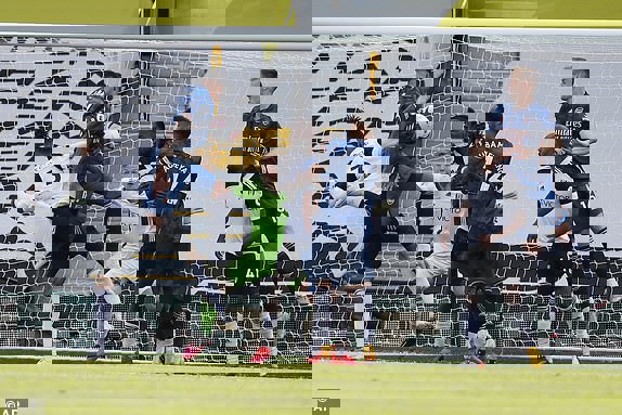 1526501