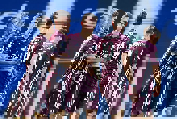 1526804