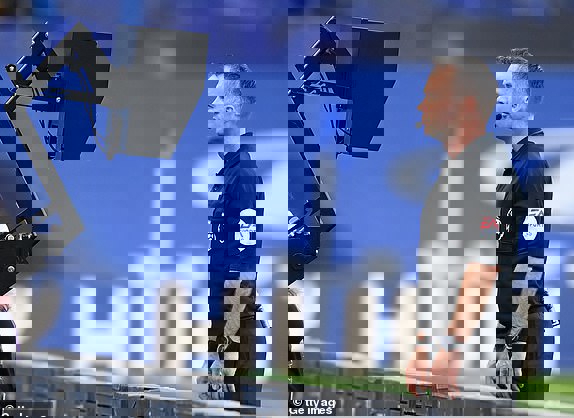1529104
