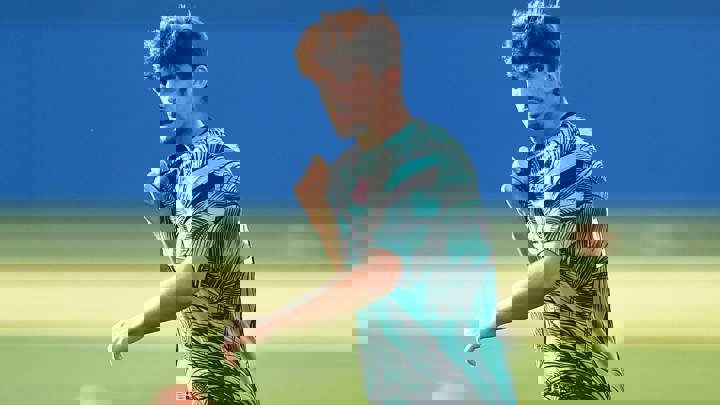 فقط بازی های بارسا را می بینم و نه هیچ تیم دیگری