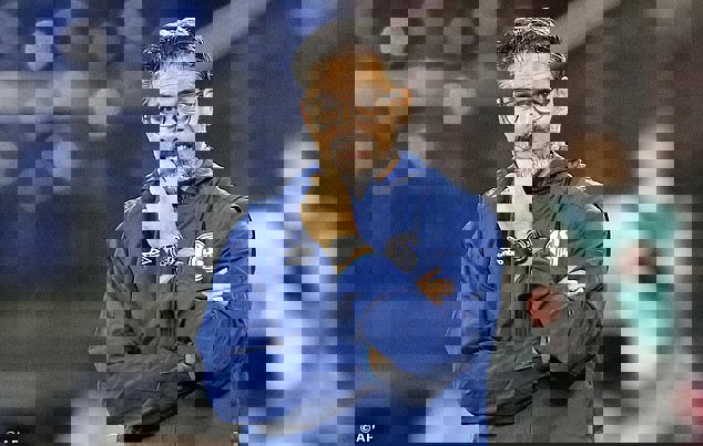 رسمی: سرمربی شالکه اخراج شد