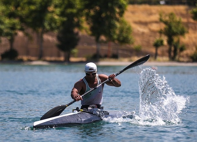صدرنشینی سپاهان و بحرگسترپارس در لیگ قایقرانی