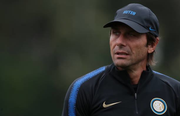 آنتونیو کونته: هر کاری می کنم یک چیزی می گویید!