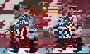 ویلا 7 - 2 لیورپول؛ روی یونایتد را سفید کردند!