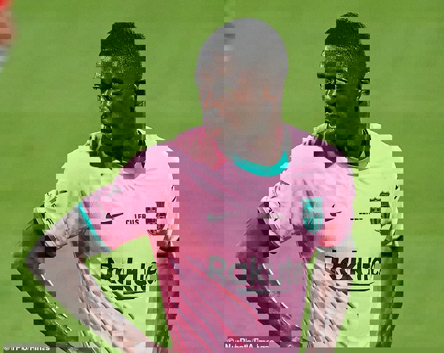 1534892