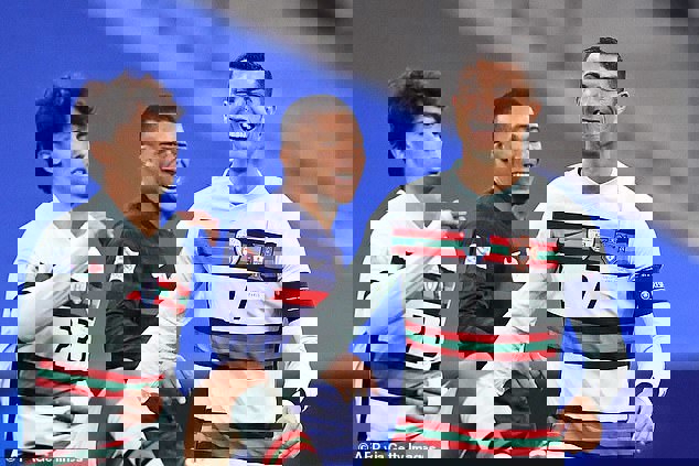 1535202