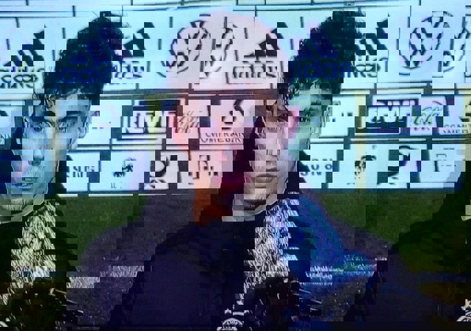 1535637