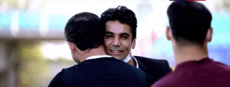 علیزاده به آقا کریم: کی اوت میانداخت؟