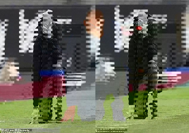1538670
