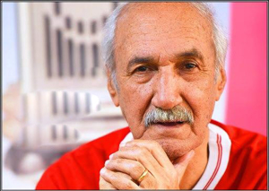 وطنخواه: شجاع خوب کاری کرد آن پیراهن را بوسید