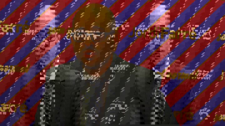 باید مجسمه ای بزرگتر از نوکمپ برای مسی ساخت