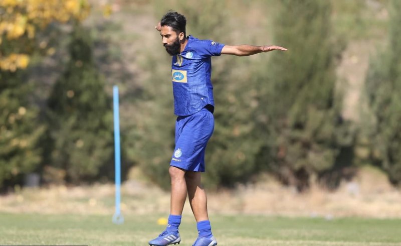 بلاتکلیفی هافبک استقلال 13 روزه شد