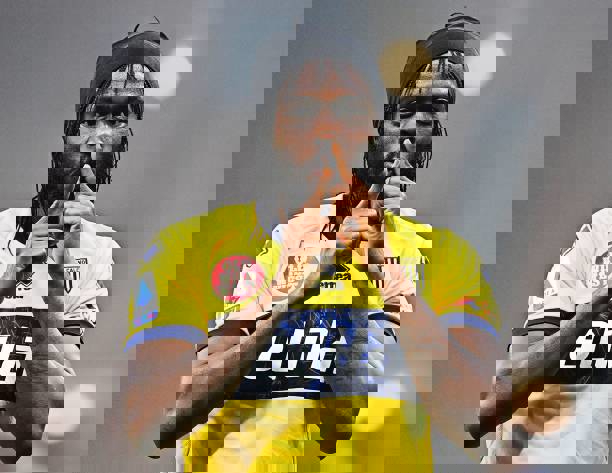 1540103