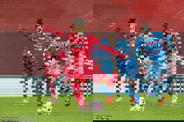 این طور پنالتی گرفتن شگرد محمد صلاح است