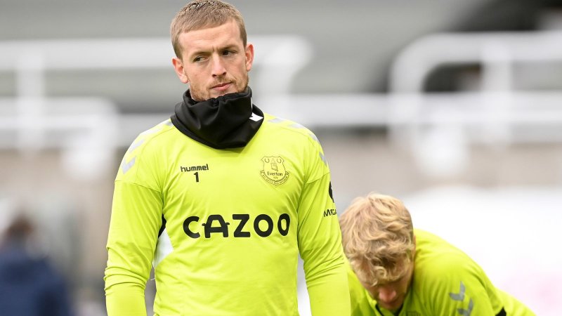 عصبانیت ضارب فندایک از نیمکتنشینی