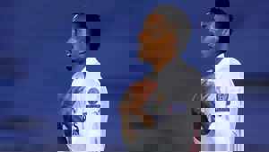 زیدان چه بلایی سر این بچه آورده؟