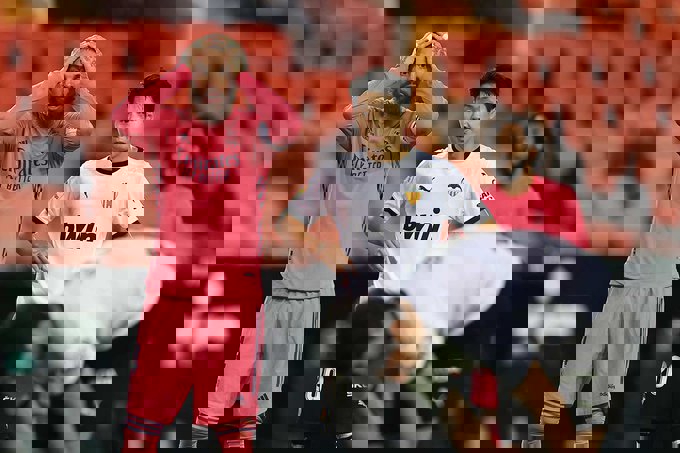 تاریخی و باورنکردنی؛ رئال در مستایا دفن شد (عکس)