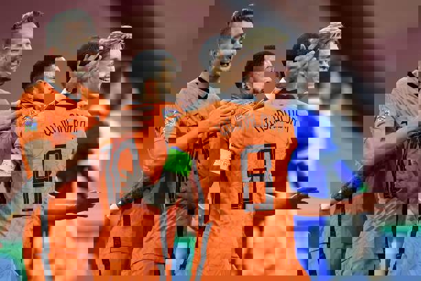 هلند۳- ۱ بوسنی؛برد آسان و صعود موقت به صدر جدول