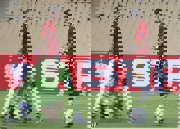 1544826