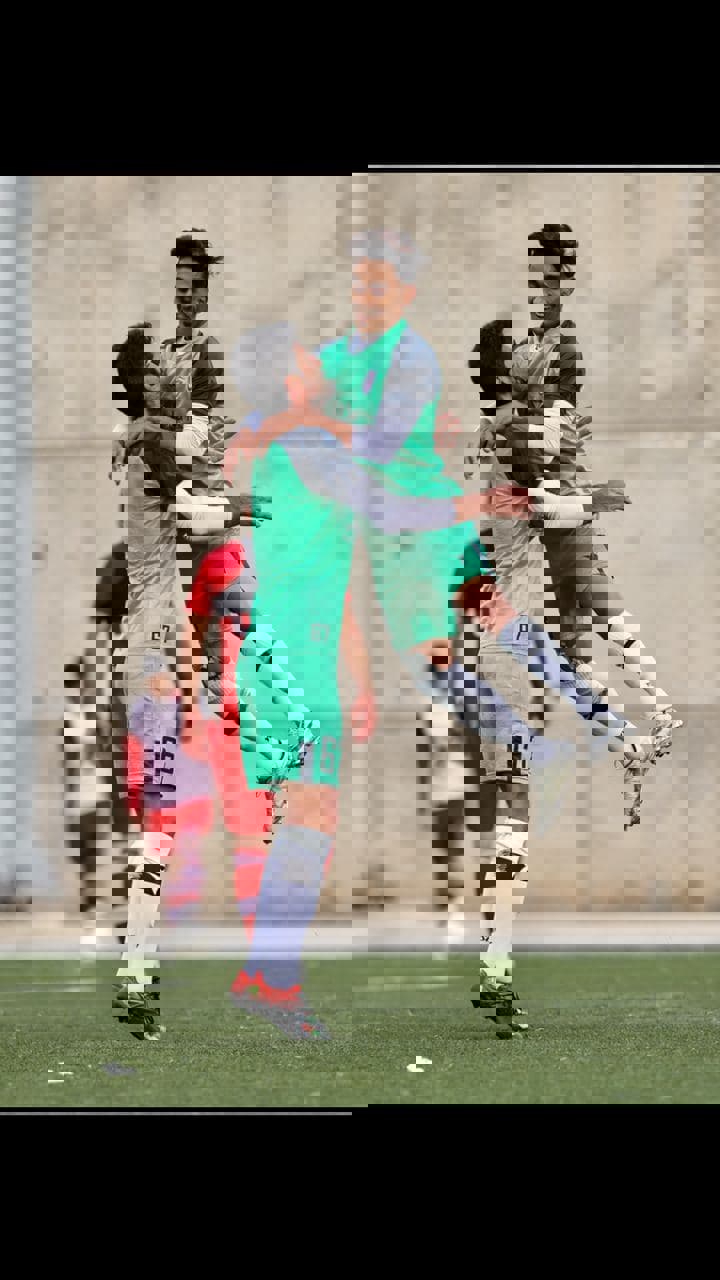 1545268