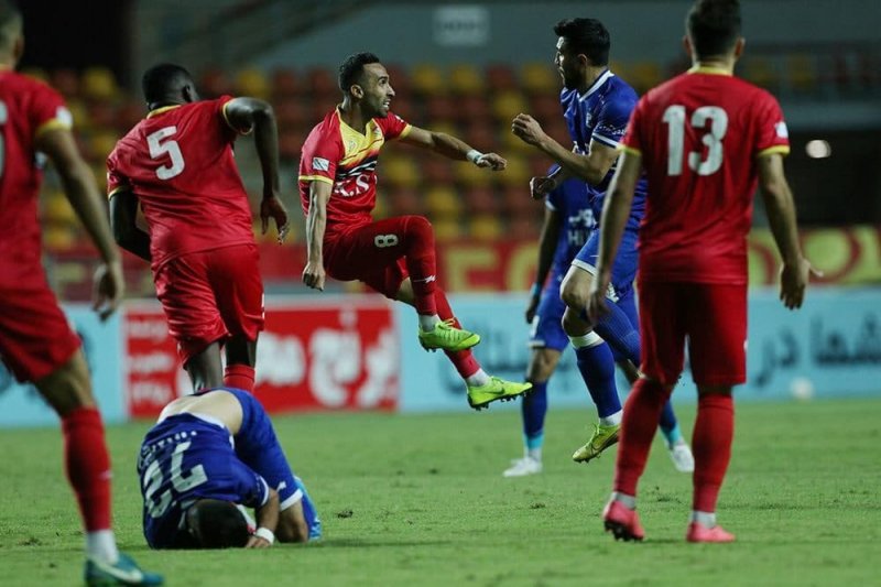 قاسمی نژاد: ازحرفهای فکری شوکه شدم