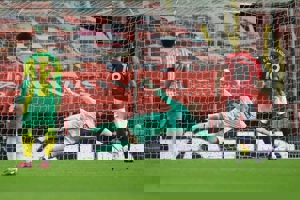 منچستریونایتد 1-0 وست بروم؛ برد به کمک VAR