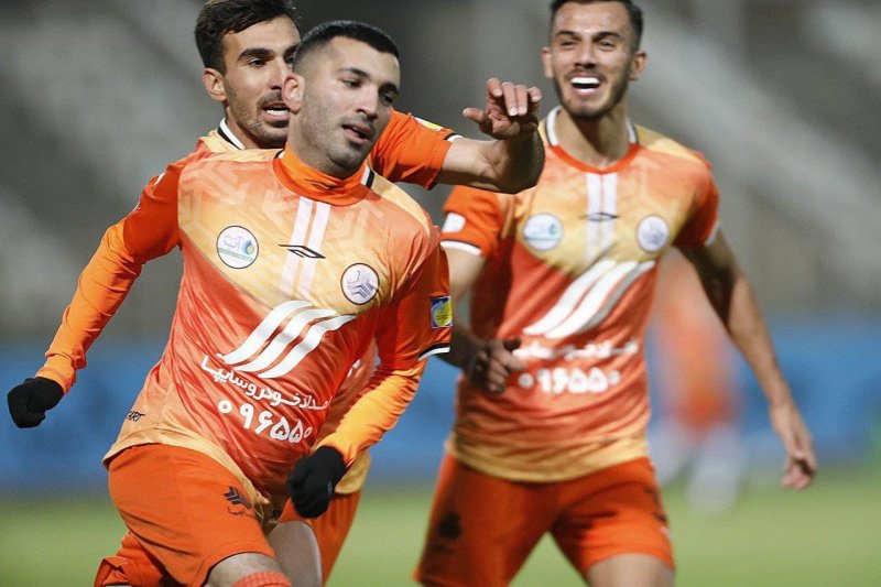 چراغ سبز مسلمان به پرسپولیس؛ تیم ملی را هم می‌خواهم