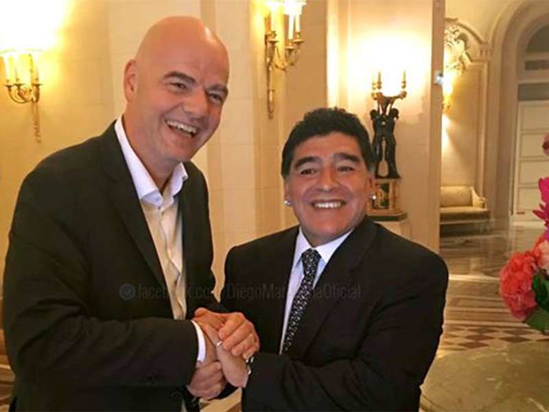 تعویق مراسم دِبست فیفا به خاطر درگذشت مارادونا