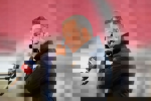 فلیک: با نمایش امروز جایزه بازی زیبا را نمی بریم