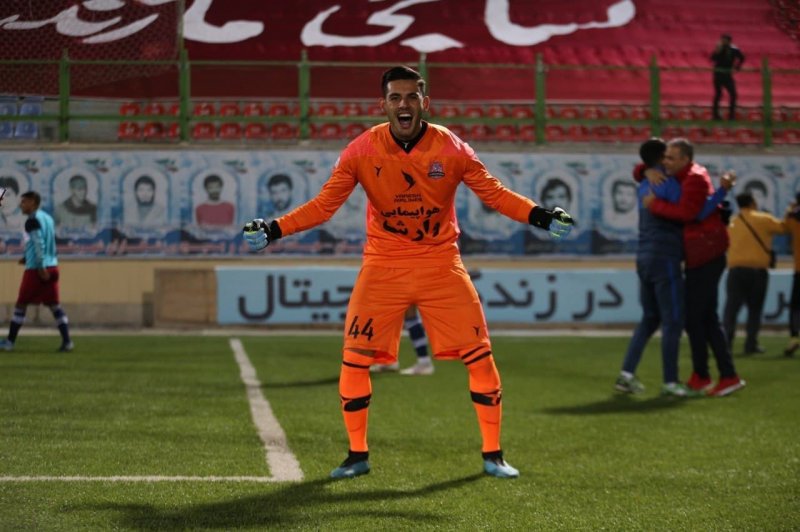 میرزازاد: شکست مقابل سپاهان را جبران میکنیم