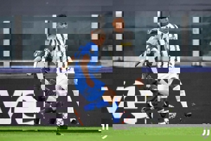 یوونتوس 3 - 0 دینامو: جنگ صدرنشینی در نوکمپ