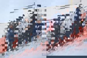 لیگ یک بدون تماشاگر یا با تماشاگر خاص (عکس)