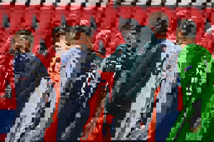 1551649