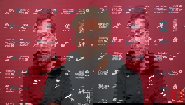 1552493