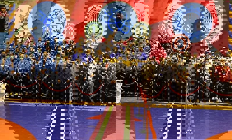 1553896