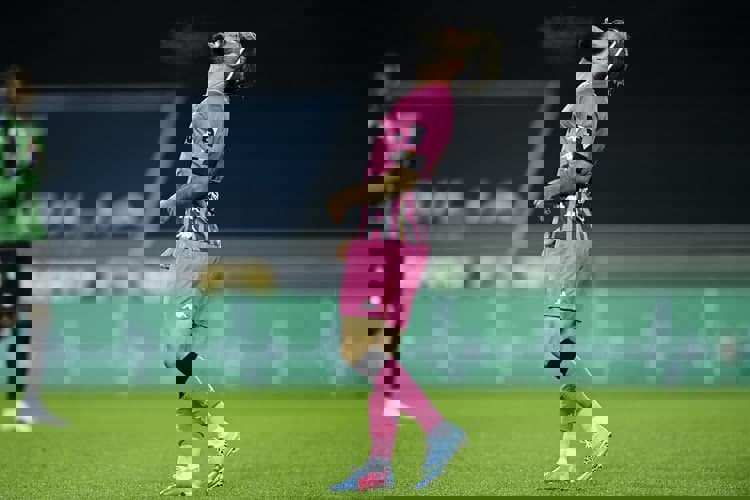 1553919