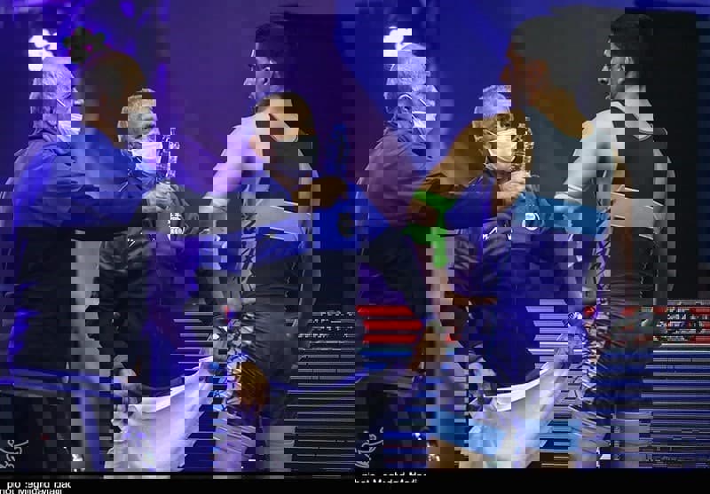 1554592