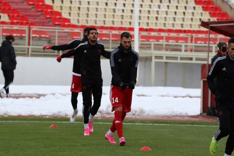 تیموری - تیکدری؛ چه کسی پاس گل میدهد؟