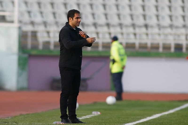 صادقی: یک نیمه توپ روی دروازه ما نیامد