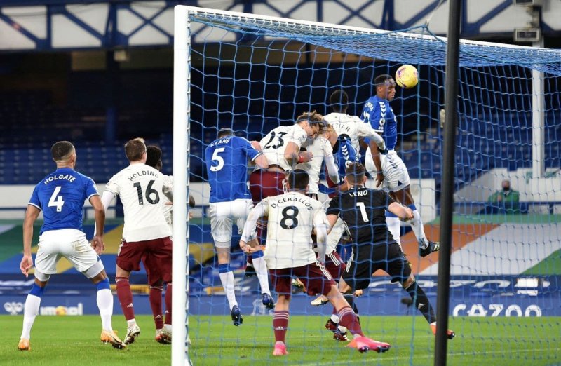 اورتون 2-1 آرسنال، آرتتا به آنچلوتی هم باخت