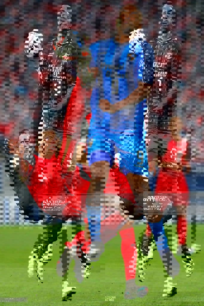 1555861