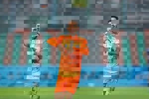 گل عجیب  وینگر سرعتی سایپا(عکس)