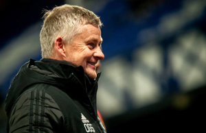 سولسشر: کاوانی باید در نیمه اول سه گل می زد