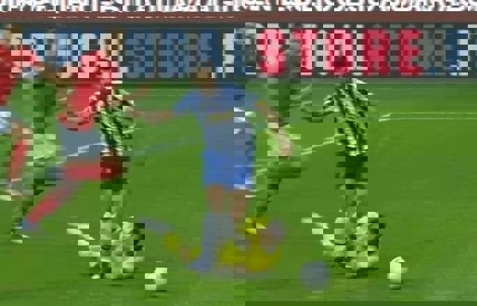  خشم هواداران بنفیکا از شگرد طارمی! (عکس)