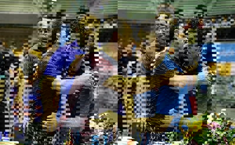 1557755